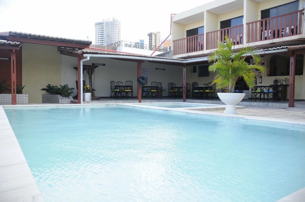 Hotel Laina's Place Natal