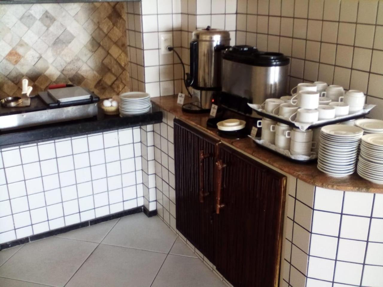 Laina's Place Hotel Natal